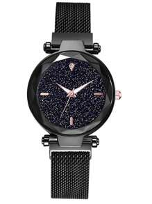 这款时尚百搭的女士石英表采用个性化钻石切割圆形表盘和磁性网状表带，是送给女性的完美礼物。它既适合作为节日礼物，也适合日常佩戴。 - 黑色 - 查看 4