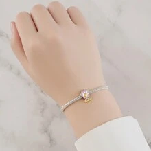 1 件镀银心形和字母“爱”和狗爪形串珠饰物，可制作成 DIY 手链和项链，是送给姐妹的绝妙礼物 - 杏色 - 查看 4