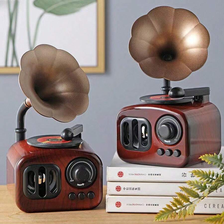 1pc Vintage Gramophone Music Box For Student Bar Coffee Shop Clothing Store Window Creative Decoration - Wood Grain - View 1