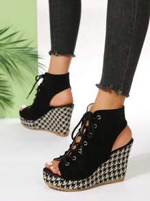 女式格纹高跟厚底坡跟凉鞋，搭配露趾系带短靴，适合夏季和大码女性的时尚款式 - 千鳥格 - 查看 3