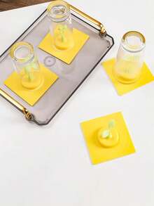 1入創意黃草形矽膠杯墊（隨機綠色植物圖案） - 黃色 - 查看 1