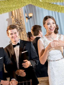 6入組10英尺淺金色箔片花邊裝飾,金屬金屬亮片彩帶牆掛式簾幕背景旗幟,適用於遊行花車、單身派對、婚禮、生日派對裝飾 - 淺金 - 查看 6