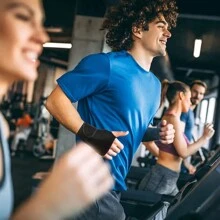 1个可调节腕托，适用于腕管综合征、举重、运动和日常使用，缓解关节不适和压力！（右手适用） - 黑色 - 查看 3