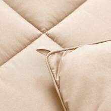 1 Pc Lux Decor Down Alternative Comforter – Soft Breathable All Season Quilt With Corner Tabs – Lightweight Hotel-Quality Bedding For Winter Sleeping – Box Stitching For Fluffiness – Versatile Bedroom Decor – Back To School, Graduation Gifts, Home Decor – Cozy, Cozy Quilt, Plush Comforter, Luxury Winter Bedding, Valentine's Day Cozy Night, Spring Lightweight Bedding, All-Season Warmth, Duvet Insert, Cozy Blanket, Fluffy Fill, Box Stitch Design, Reversible Design, Hotel Collection Style, Soft Touch Fabric, Easy Wash Bedding, Daily Living, Home Basic, Family Use - 米色 - 查看 4