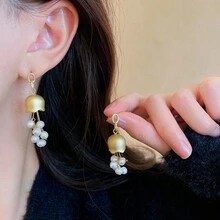 1對銅製仿珍珠掛墜耳環，配流蘇和鈴鐺吊墜，適合女性日常佩戴 - 彩色 - 查看 1