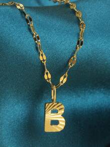 Magic Fish 1個金色不銹鋼唇形項鍊,附有a-z26英文字母吊墜,適用於名字首字母、情人節、新年贈禮 - 金黃色 - 查看 12