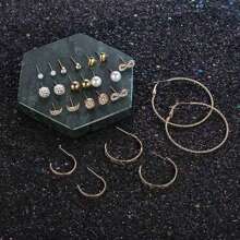 24 件仿珍珠心形耳环女士耳饰套装适合日常使用随机发货黑色或白色情人节卡片