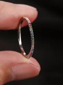 925純銀戒指配綠寶石和滿鑽石/彩虹色立方氧化鋯戒指/時尚風格925純銀戒指與寶石 - 白色 - 查看 2