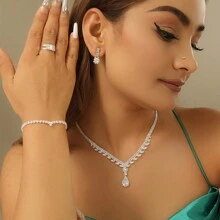 1 Set personalisierter, modischer, einfacher Schmuck aus Kupfermaterial mit blanken Strass-Steinen, 5 Stücke/Set - 1 Halskette, 1 Ring, 1 Armband, 1 Paar Ohrringe