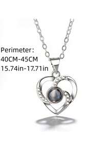1 件情侶銀色 100 種語言我愛你投影心形吊墜項鍊,百搭風格適合日常佩戴 - 銀色 - 查看 5
