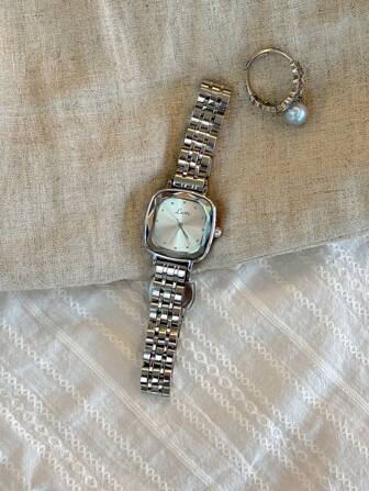 1 Pieza Correa De Acero Inoxidable Sólido De Última Llegada, Casual Y Elegante, Resistente Al Agua, Reloj Cuarzo De Mujeres Mini Cuadrada Con Caja Cuadrada De Color Plata, Apto Para Uso Diario Y Fiesta