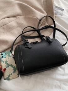 这款时尚轻便的仿皮水桶包，简约百搭，适合青少年、女性、大学生、职场新人及白领人士，可用于通勤、户外活动、旅行、郊游、教师节礼物、女士通勤、节日/度假/假日等场合，是一款商务休闲女包，完美适用于办公室、商务和工作场合，尽显优雅气质。 - 黑色 - 查看 5