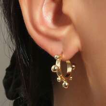 1對極簡主義幾何形耳環,極簡設計和中空細節-非常適合女性的日常穿著和休閒時尚服裝 - 金色 - 查看 1