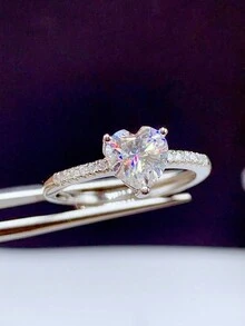 Women's Heart-Shaped Engagement Ring Made Of S925 Sterling Silver - White - View 4