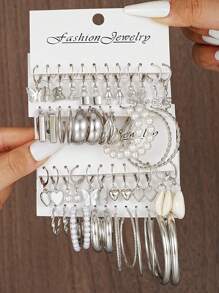 24入組時尚簡約金屬耳環套裝,適用於約會、派對、假日和日常佩戴,是情人節等節日的完美禮物。 - 銀色 - 查看 4