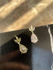 2件套叶子水滴耳环，镀银吊坠耳环，适合女性，可作为新娘、婚礼、派对、周年纪念、生日珠宝礼物，休闲百搭，也适合万圣节佩戴。