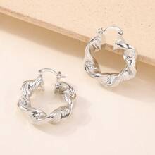 Minimalist Texture Irregularities Circle Hoop Earrings, Geometric Creative Twisted Vintage Earrings, Metallic Texture Ear Accessories - Silver - View 2