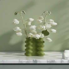 1只創意陶瓷工藝中世紀風格花瓶孟菲斯藝術裝飾花瓶,適用於書架、婚禮禮物、客廳臥室裝飾擺件 - 綠色 - 查看 1