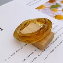 1 Pieza Brazalete De Acrílico Exagerado Con Patrón De Mármol De Estilo Europeo Y Americano Adecuado Para Usar Diariamente En Mujeres Y En Fiestas De Baile