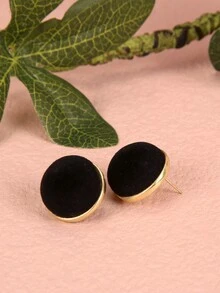 1pair Women's Velvet Geometric Stud Earrings, Minimalist Design With High-End Feeling For Autumn And Winter - Black - View 3