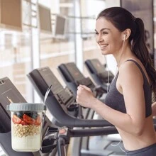 2入組玻璃製隔夜燕麥杯,帶有蓋子和字母,包含2個杯子和匙羹,可重複使用且不漏,適用於製作隔夜燕麥、牛奶、酸奶、穀類和早餐,容量350毫升 - 灰色 - 查看 6