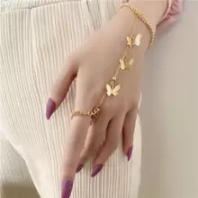 1pc Random Creative Cute Butterfly Decor Finger Chain Bracelet Ring Set, Lovely Girls Birthday Party Gift