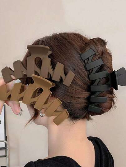 3件套女士大号轻便几何塑料发夹，时尚百搭黑/棕色发饰，适合日常使用、沐浴、洁面、化妆、发型设计、服装搭配等场合。发饰、美发工具、卷发发饰、秋季必备、美发工具、女士配饰、发饰、秋季必备、发饰、旅行必备、发饰、女士配饰、女士发饰、美发工具、发饰、发饰、美妆配饰、礼物、旅行、女士礼物、发饰、圣诞礼物、圣诞礼物、女士圣诞礼物、成人圣诞礼物、成人圣诞礼物、发饰、成人发饰、成人发饰、成人发饰、成人发饰、成人发饰、成人发饰、女士礼物创意、美妆圣诞礼物、女士礼物