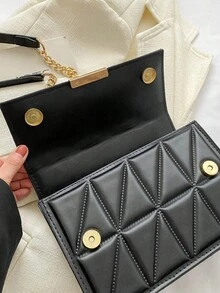 1個女性方形三角格棉被拼接pu翻蓋時尚肩背包,適合秋冬日常使用 - 黑色 - 查看 9