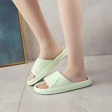 Ladies Cartoon Bear Anti-Slip Eva Slippers, Casual Slippers For Indoor/Outdoor Use, Beach - Mint Green - View 3