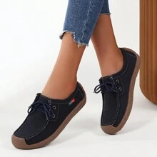 2023新款平底防滑休閒女鞋,適用於春秋季節,輕盈多樣