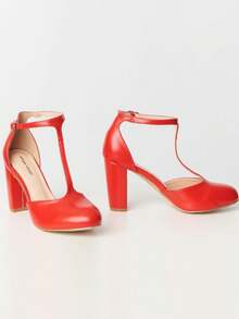 Unique Vintage Red Leatherette T-Strap Astaire Pumps - 紅色 - 查看 1