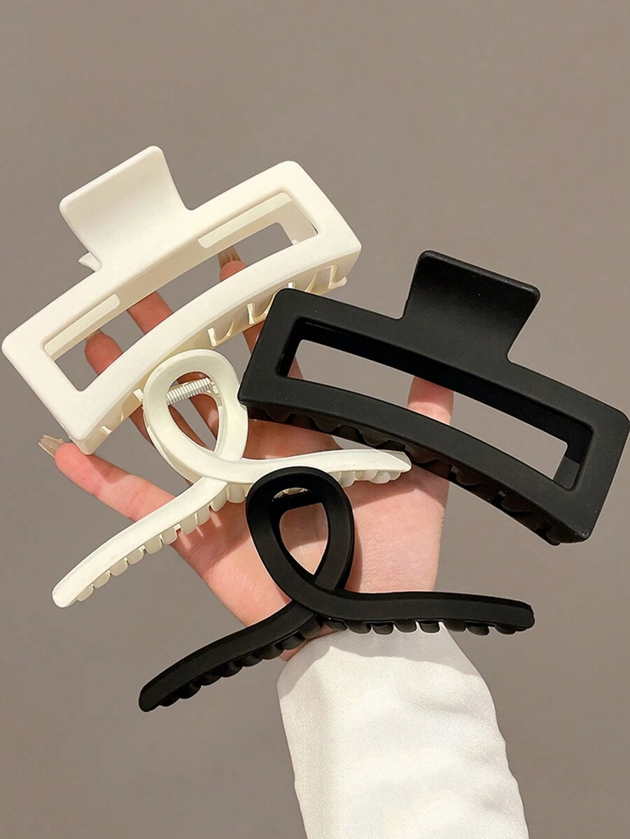 4pcs Women's Black & White Square & Cross Shaped Large Size ,Lightweight Plastic Hair Clip And Claw, Fashionable & Versatile, Minimalist Style Hair Accessories, Suitable For Daily Life, Going Out, Bathing, Face Washing, Makeup, Hairstyling, Matching With Clothes, Decoration, Hair Band Casual