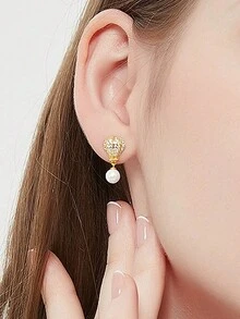 1對精美的貝殼珍珠熱氣球立方氧化鋯電鍍18k金耳環,作為情侶禮物 - 金黃色 - 查看 5