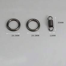 1Pc Retro Style Simple Strong Carabiner Keychain, Metal Car Key Ring With Spring Fixed, Universal Auto Fob Key Keychain Holder, Vehicle Accessories For Men And Women - Multicolor - View 4