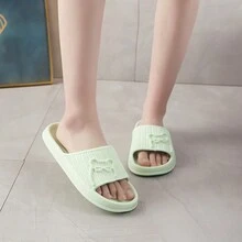 Ladies Cartoon Bear Anti-Slip Eva Slippers, Casual Slippers For Indoor/Outdoor Use, Beach - Mint Green - View 2