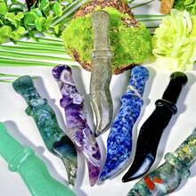 1 件隨機多材質彎刀匕首天然水晶雕刻、寶石首飾、閃光、治療水晶、生日禮物、女性禮物、萬聖節禮物、聖誕禮物、家居裝飾、派對裝飾。 - 彩色 - 查看 8