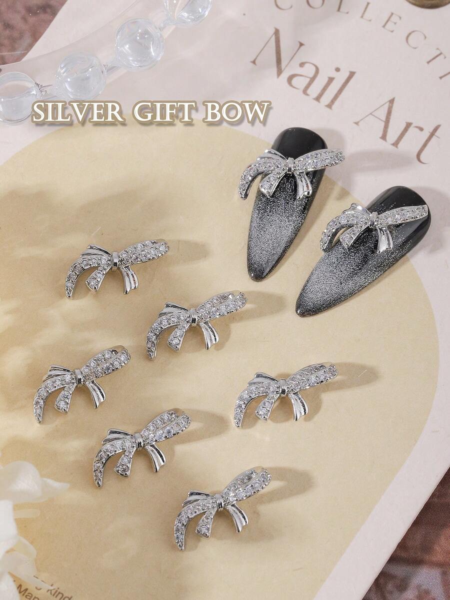 4入組日韓風格3d蝴蝶指甲藝術配件,含絲帶和鑽石 - 銀色 - 查看 1