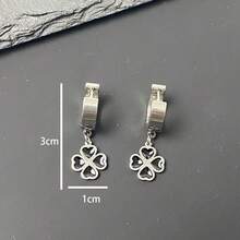 1 對銀色不鏽鋼心形和四葉草吊墜耳環適合男士日常佩戴、禮物 - 銀色 - 查看 3