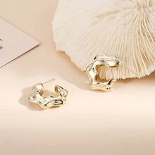 1pair Fashionable Gold-Plated Lava Texture Concave-Convex C Design Hoop Earrings Suitable For Everyday Wear For Women - As Shown - View 2