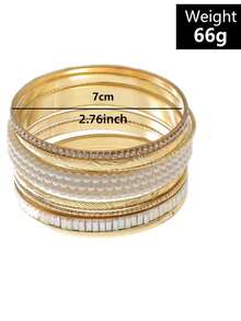 9入組手串配有珍珠、水晶和鑽石裝飾,11入組女士時尚手鍊四款式選擇,是朋友和姐妹的理想禮物 - 三排珍珠手鐲9件套裝 - 查看 11