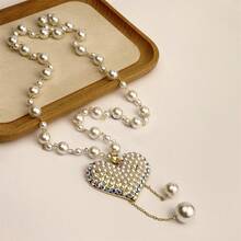 1件精緻的假珍珠鍊心形吊墜項鍊,時尚珠寶鑲嵌假鑽石和假珍珠心型吊墜毛衣鍊女士長項鍊裝飾,百搭服裝配件 - 白色 - 查看 1