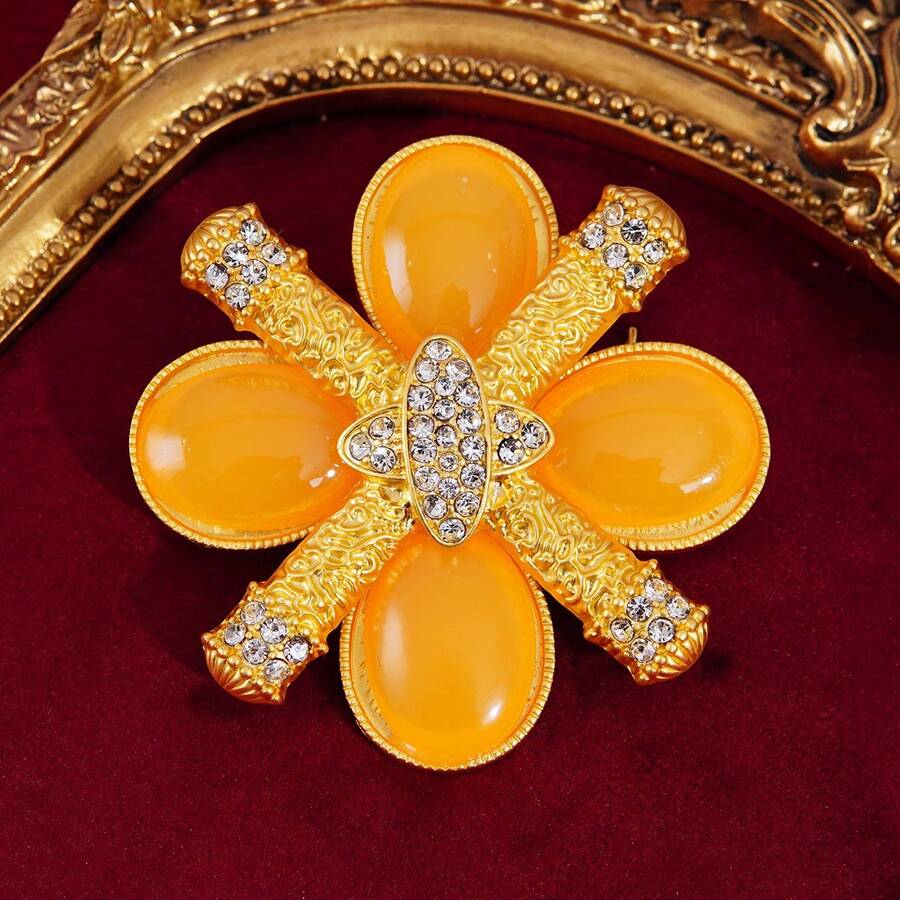 1個韓式水晶凱旋門和花卉設計胸針,精緻而高雅,非常適合做為衣物配件使用 - 花朵 - 查看 1