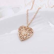 1pc Stylish Personalized Heart Shape Pendant Necklace, Photo Locket Jewelry Gift For Lovers & Festival Keepsake - Gold - View 5