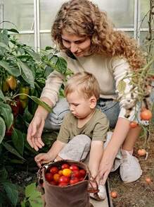 Collapsible Foraging Bag - Perfect For Harvesting Fruits And Berries On Hiking And Camping Trips - Durable Leather And Canvas Material - Convenient Belt Bag Design - Coffee Brown - View 3