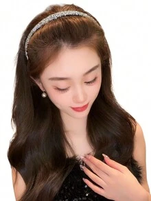 多功能高雅閃亮鑽石發箍,日常化妝和禮物的理想選擇,牙齒設計防滑並易於穿戴,可用作洗臉發箍,多用途。 - 彩色 - 查看 6