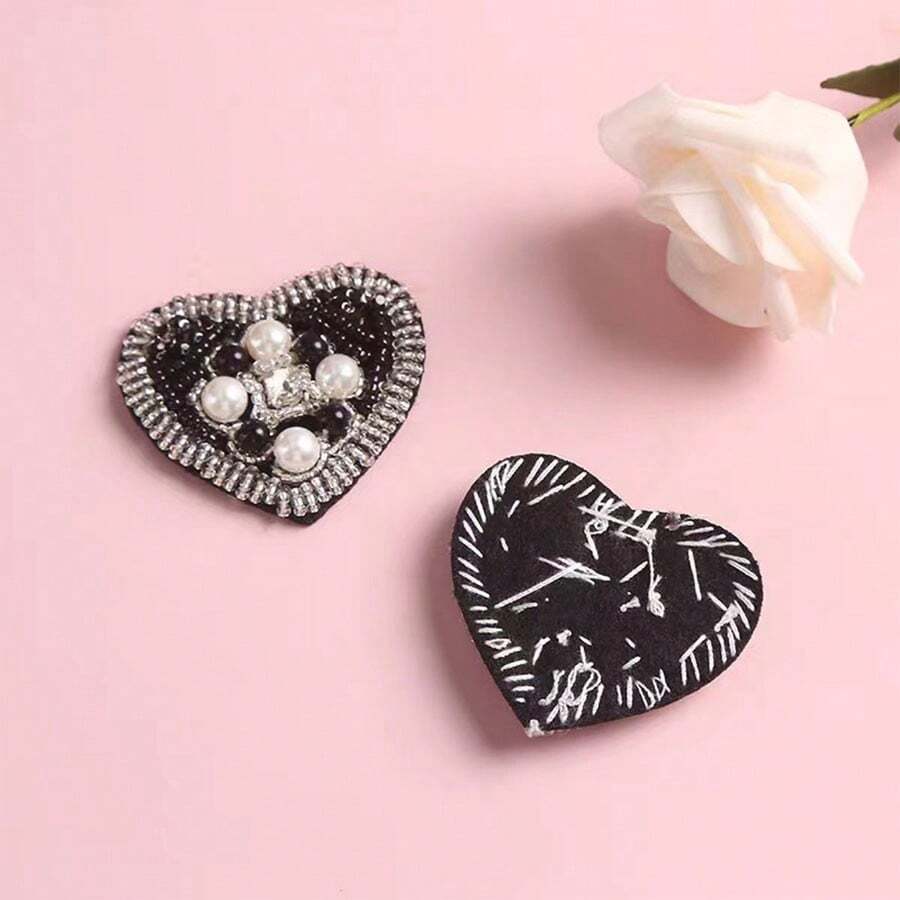 1入紅色紅寶石心形轉印貼花,供衣物裝飾diy使用 - 黑色 - 查看 1