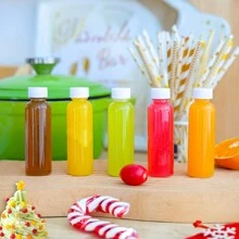 12个2盎司小塑料瓶，带盖，适合储存液体——姜汁饮料、冷冻、防漏、塑料奶昔瓶，非常适合盛装果汁、牛奶、自制饮料。 - 白色 - 查看 4