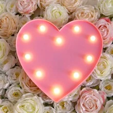 1 件 S/m 愛心造型裝飾小夜燈情人節桌面夜光送朋友禮物氛圍淺粉色白色紅色 - 黃色 - 查看 3