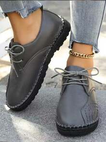 春秋新款女士平底鞋纯色低帮系带休闲时尚单鞋女大码圆头舒适轻便女士平底鞋 - 黑色 - 查看 1