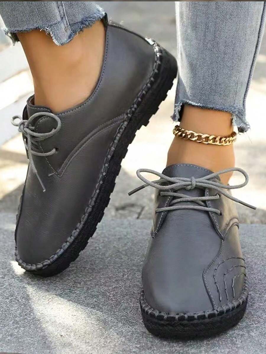 春秋新款女士平底鞋纯色低帮系带休闲时尚单鞋女大码圆头舒适轻便女士平底鞋 - 黑色 - 查看 1